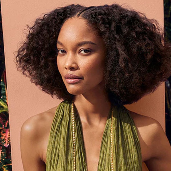 Effortlessly hydrated curls, waves and coils