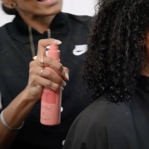 Straight natural style how to with Renée Gadar